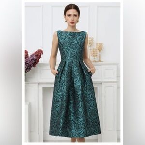 EUC Floral Midi Dress